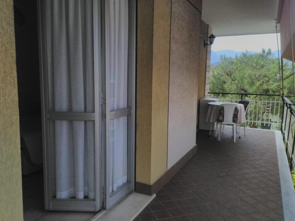 Valter Apartment Pietra Ligure Eksteriør bilde